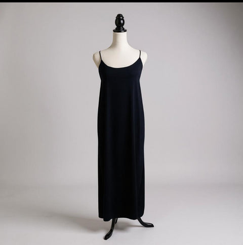 Ladies Cross Over Back Maxi Dress In Black